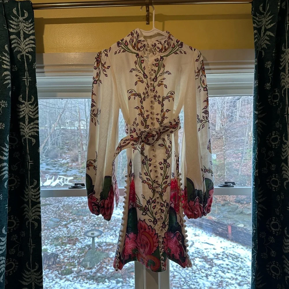 ๐ ZIMMERMAN LOVE STRUCK MINI LINEN DRESS ๐ - Picture 5 of 8